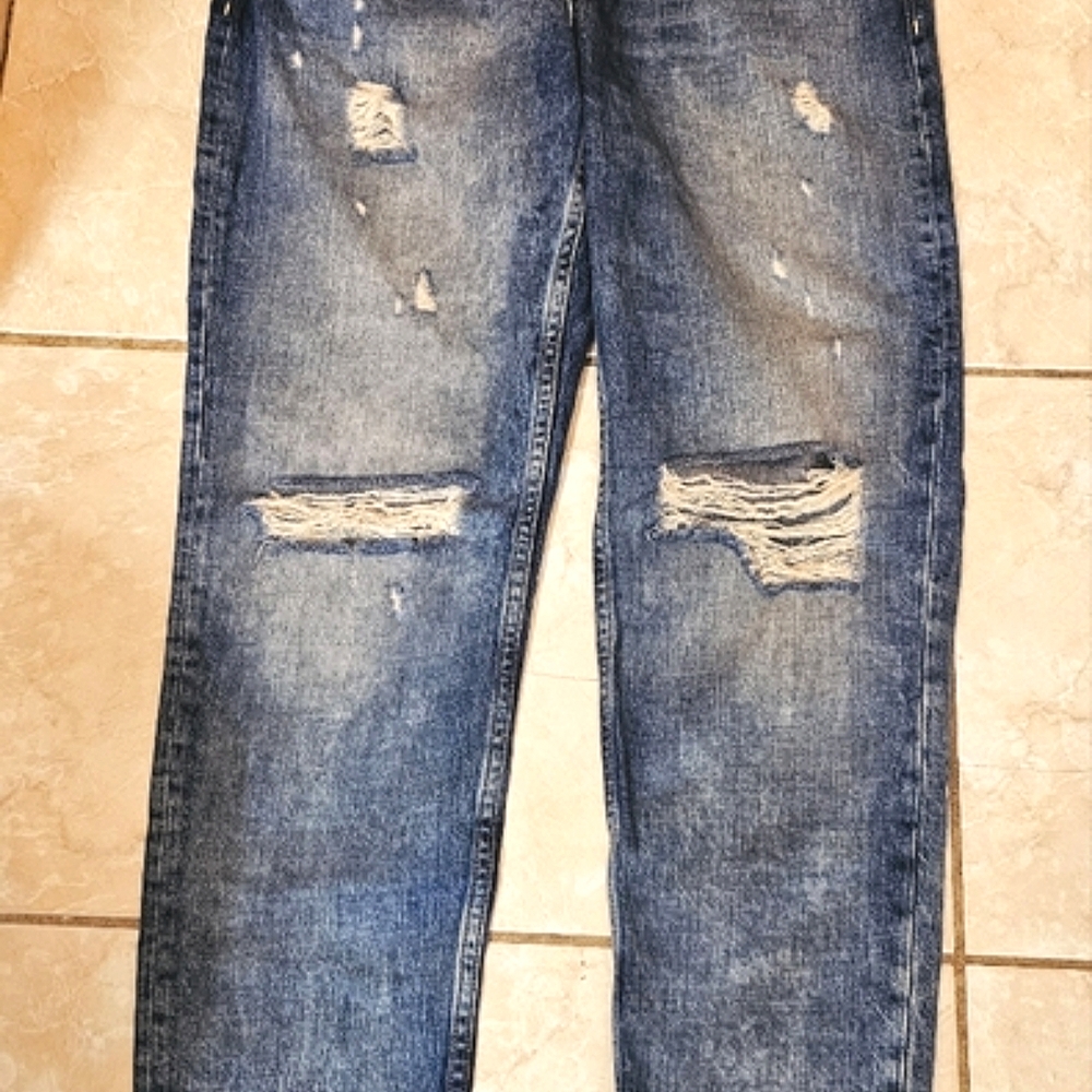 H&M Women's BoyFriend Low-Waist Button-Front Distressed Jeans, Size 28 - Picture 3 of 16